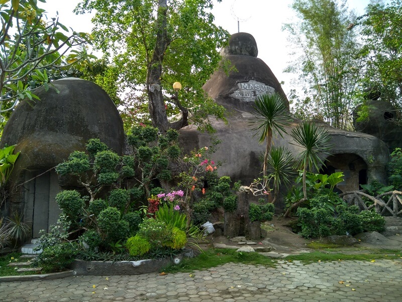 Masjid Batu Taman Hati: Destinasi Ibadah yang Membuatmu Terpesona